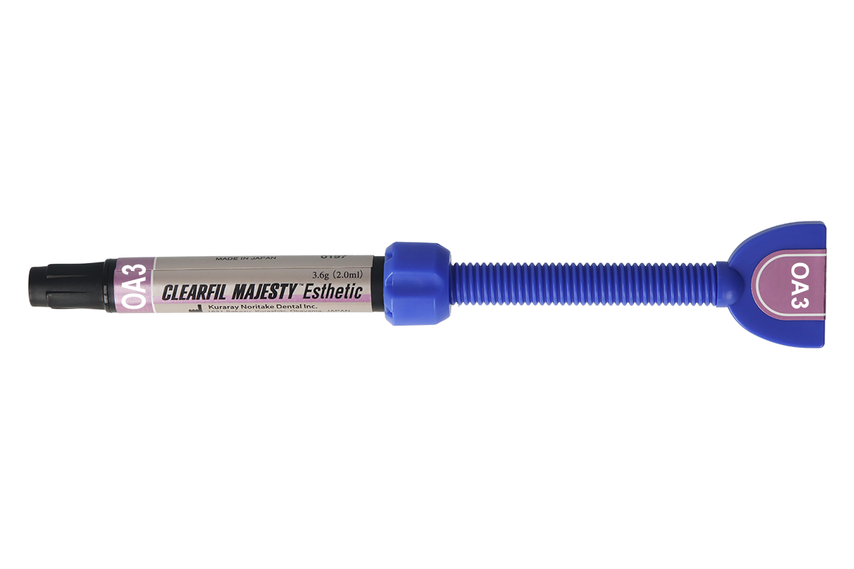 Clearfil Majesty Esthetic 2 мл Kuraray