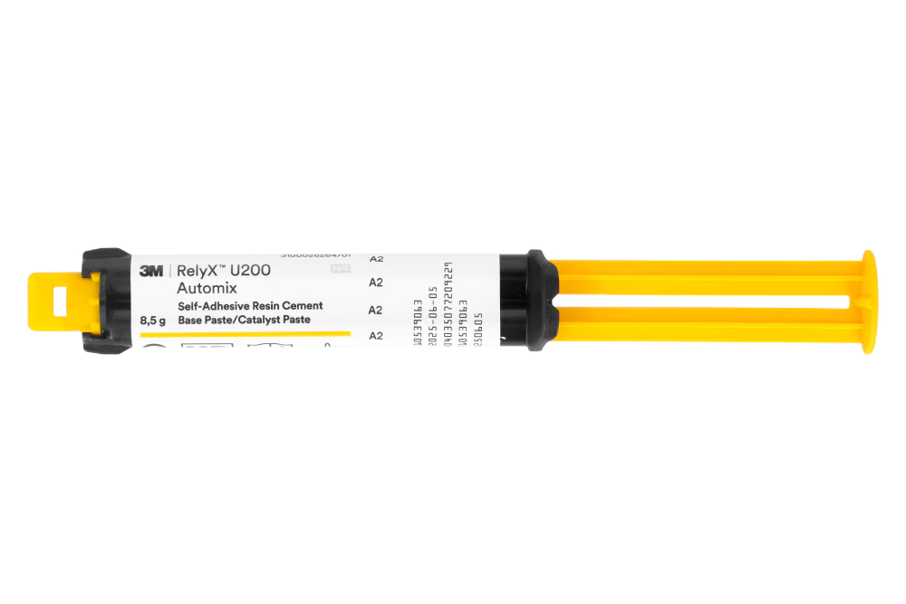 RelyX U200 Automix шприц 5 мл (8,5 г) 3M